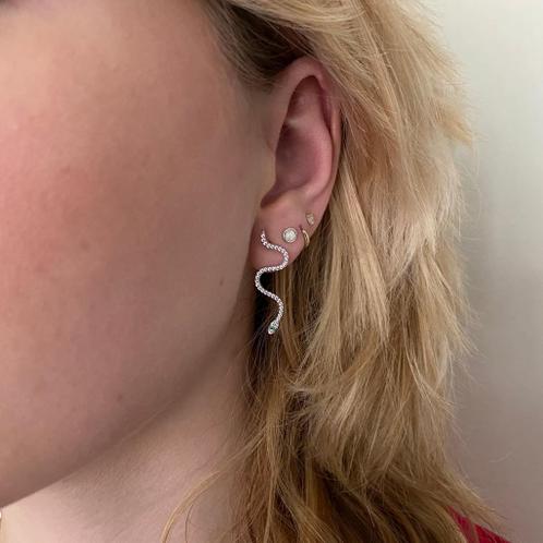 Sophie instinct ring ≥ Zilveren luxe slang oorstekers — Oorbellen — Marktplaats