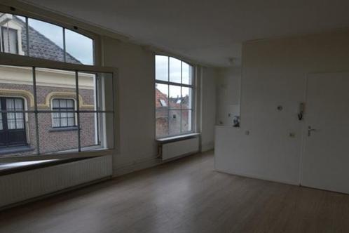 Studio Voorstraat in Kampen, Huizen en Kamers, Kamers te huur, 20 tot 35 m², Overige regio's