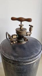 Pomp (1) - liotard Aine - Vineyard wine pump sprayer -, Antiek en Kunst