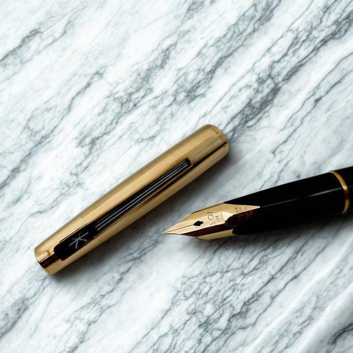 Pilot - G-500 14K - Zonder minimumprijs - Vulpen, Verzamelen, Pennenverzamelingen