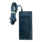 Sony AC-V30 – Adapter voor NP-55 / NP-66 / NP-98, Verzenden, Zo goed als nieuw