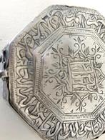 Doos - Zilver - Octagonaal talisman, Antiek en Kunst, Antiek | Goud en Zilver