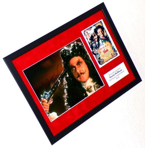 Hook - Dustin Hoffman (Captain Hook) Premium Framed, signed, Verzamelen, Film en Tv