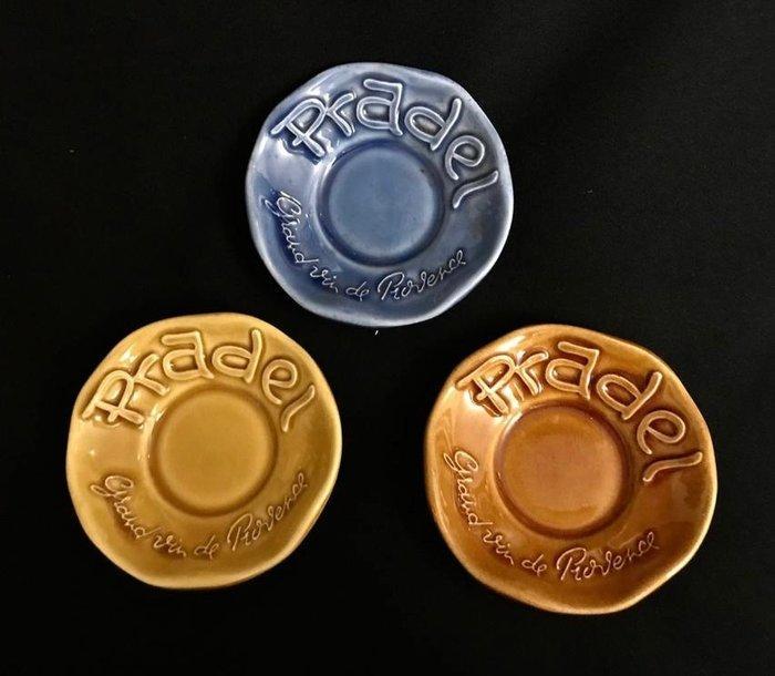 Zonder minimumprijs - Asbak (3) - PRADEL Grand Vin de, Verzamelen, Rookartikelen, Aanstekers en Luciferdoosjes