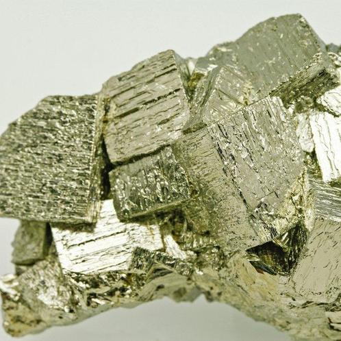 Gratis verzending! Pyriet spiegelachtig Kristalen - Hoogte:, Verzamelen, Mineralen en Fossielen