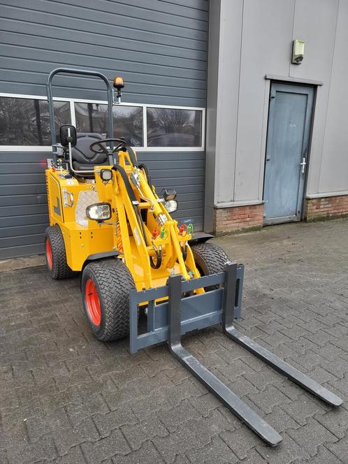 Nieuwe Knikmops 100 uit voorraad leverbaar, Zakelijke goederen, Machines en Bouw | Kranen en Graafmachines, Wiellader of Shovel