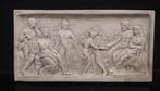 sculptuur, Rilievo di scena mitologica del periodo, Antiek en Kunst, Antiek | Keramiek en Aardewerk