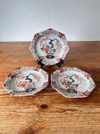 Bord (3) - Porselein - 8 hoekig - Imari