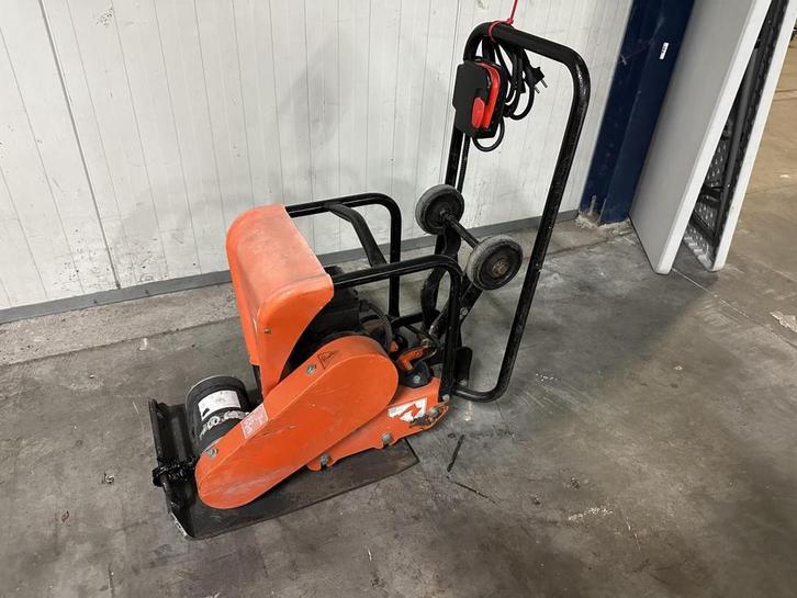 Online veiling: Euro Shatal, PC1443E, Trilplaat, Doe-het-zelf en Verbouw, Gereedschap | Handgereedschap, Gebruikt