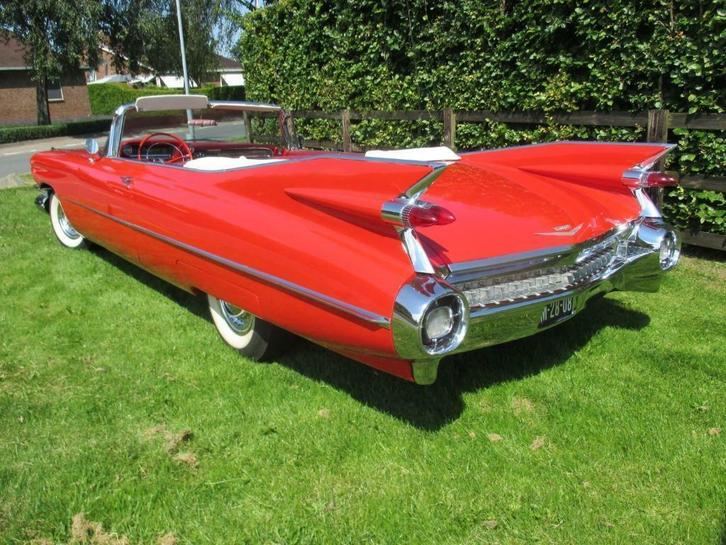 Trouwautos-Elburg.nl - trouwauto met of zonder chauffeur, Diensten en Vakmensen, Koeriers, Chauffeurs en Taxi's