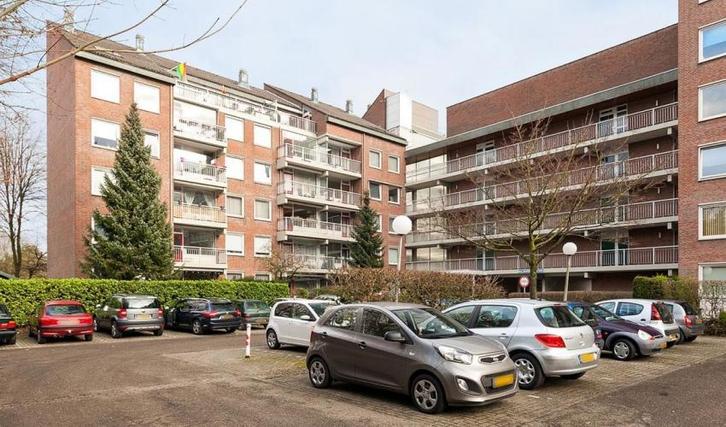 Te Huur 3 Kamer Appartement Sauterneslaan In Maastricht, Huizen en Kamers, Huizen te huur, Direct bij eigenaar, Limburg, Appartement