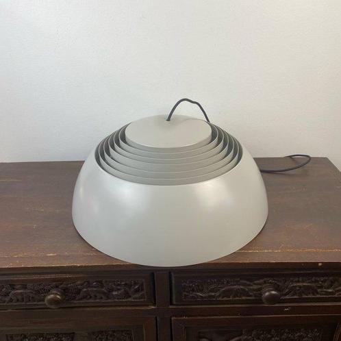 Louis Poulsen - Arne Jacobsen - Plafondlamp - Metaal -, Antiek en Kunst, Antiek | Lampen