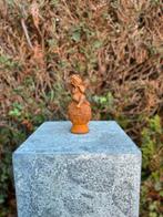 Roestig Gietijzeren Engel - Tuindecoratie - B 7xH 15xD7cm, Tuin en Terras, Tuinbeelden, Verzenden, Nieuw, Metaal, Engelenbeeld