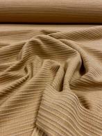 Vintage stof met ribbels in reliëf. - Meubelstof - 500 cm -