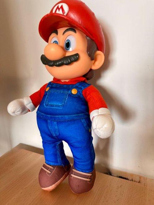 Nintendo - Super Mario Bros - Peluche Mario - Gaming, Spelcomputers en Games, Spelcomputers | Overige Accessoires