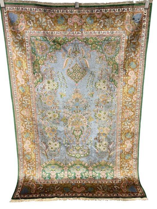 Fijne kasjmier-zijden tapijt van natuurlijke zijde. -, Huis en Inrichting, Stoffering | Tapijten en Kleden