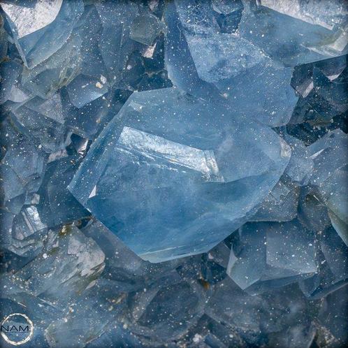 Natuurlijke Celestiet Druzen/vrije vorm- 4372.14 g, Verzamelen, Mineralen en Fossielen
