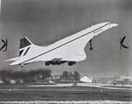 Press Photo - Vintage 1975 - Décollage du Concorde