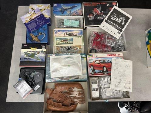 Corgi, Revell 1:72 - 1:90 - 1:24 - Modelauto (7) - Diverse, Hobby en Vrije tijd, Modelauto's | 1:5 tot 1:12