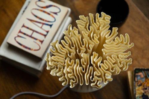 Michael Jasinski - Staande lamp - S5 - Biopolymeer, Antiek en Kunst, Kunst | Designobjecten
