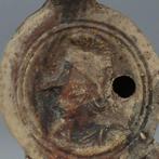 Oud-Romeins Terracotta Olie lamp afgebeeld met Athena