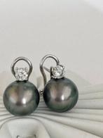 Statement oorbellen - 18 karaat Witgoud - 27.50ct. tw. Parel