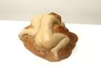 Chantalle Smeets - sculptuur, Tenderness - 17 cm - Gepolijst, Antiek en Kunst
