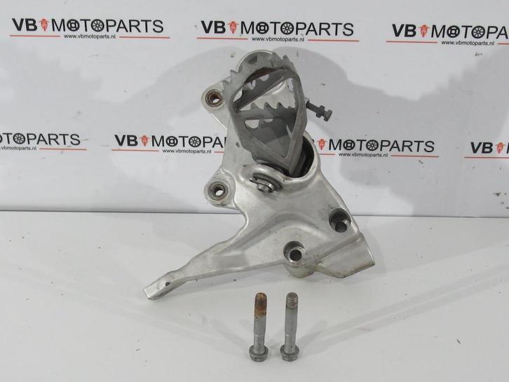 KTM  690 SMC-R Voetsteun rechts voor, Motoren, Onderdelen | Overige, Ophalen of Verzenden