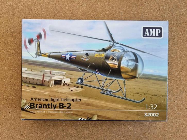 AMP 32002 Brantly B-2 1:32, Hobby en Vrije tijd, Modelbouw | Vliegtuigen en Helikopters, Verzenden
