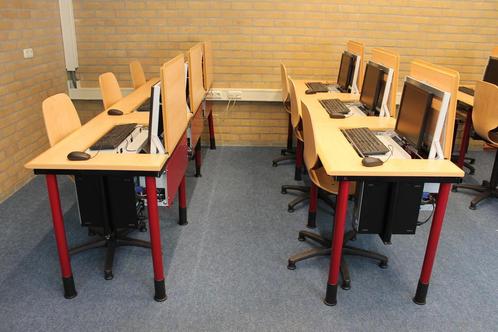 Leerlingtafels met computer, Computers en Software, Laptoptafels, Zo goed als nieuw, In hoogte verstelbaar, Verzenden