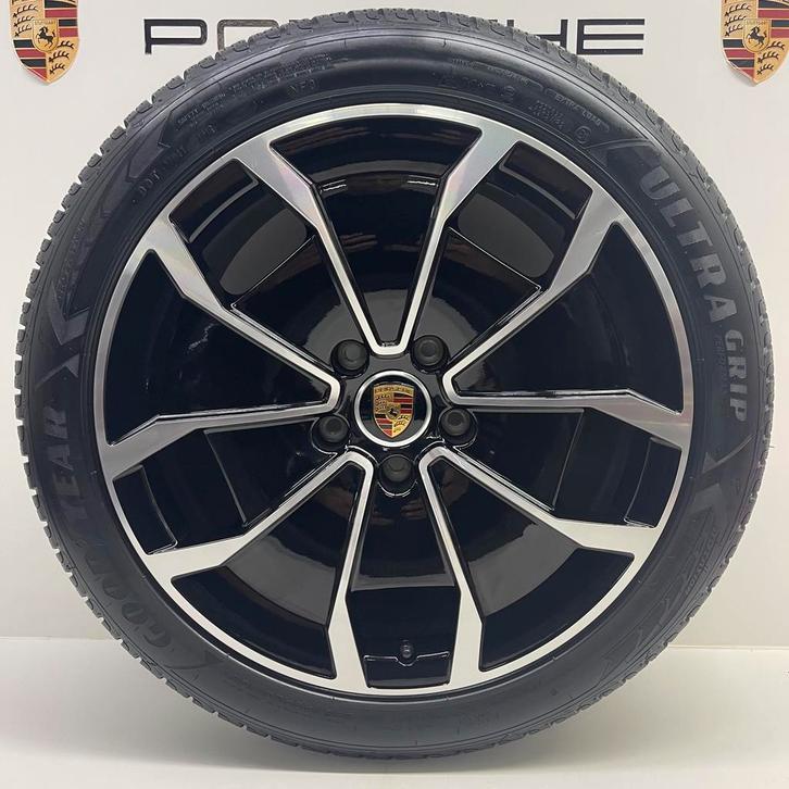 Porsche Taycan Turbo Aero Design 20inch  met winterbandenNF0, Auto-onderdelen, Banden en Velgen, 20 inch, 285 mm, Personenwagen