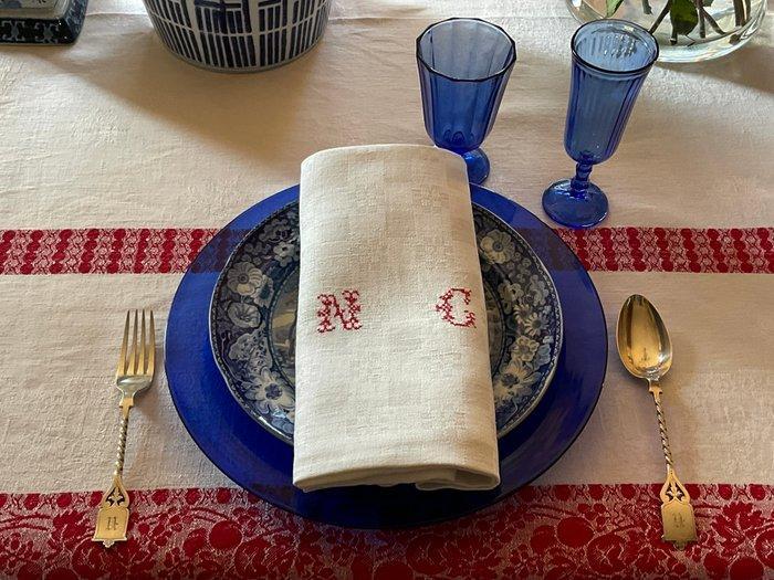 6 vroeg 20e eeuw damast linnen servetten met handgeborduurde, Antiek en Kunst, Antiek | Kleden en Textiel