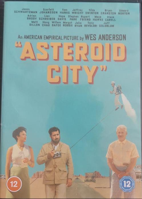 Asteroid City (Wes Anderson), Cd's en Dvd's, Dvd's | Tv en Series, Zo goed als nieuw, Komedie, Vanaf 12 jaar, Verzenden
