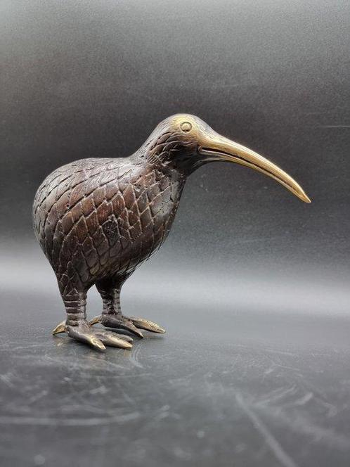 Beeld, Vintage Kiwi Chick Bronze - 0 cm - Brons, Antiek en Kunst, Kunst | Designobjecten