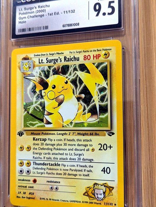 Pokémon - 1 Graded card - Raichu 11 / 132 - 2000 - First, Hobby en Vrije tijd, Verzamelkaartspellen | Pokémon