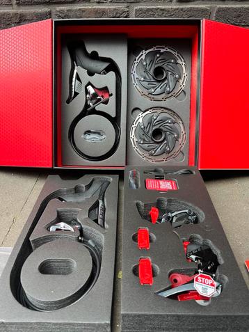 Sram Red AXS // 12 speed // groep en cranks beschikbaar voor biedingen