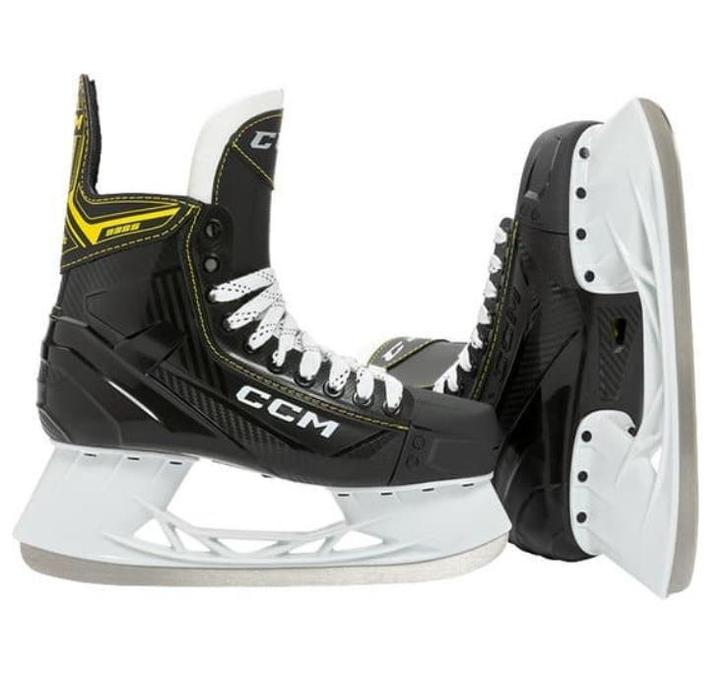Voordelige ijshockey schaatsen bij Retourkoop-nl, Sport en Fitness, IJshockey, Schaatsen, Zo goed als nieuw, Ophalen of Verzenden