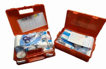 EHBO AANBIEDING: 2 stuks - Verbandtrommel - Verbanddoos beschikbaar voor biedingen