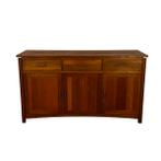 Modern dressoir van eikenhouten - met 3 lades en deuren