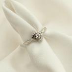 Vintage witgouden solitair ring met diamant | 0,07 ct., Gebruikt, Overige kleuren, Ophalen of Verzenden, Kleiner dan 17