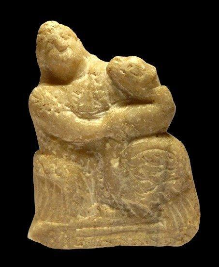 Oud-Egyptisch - Composition en albast - Leda en de zwaan -, Antiek en Kunst, Antiek | Overige Antiek