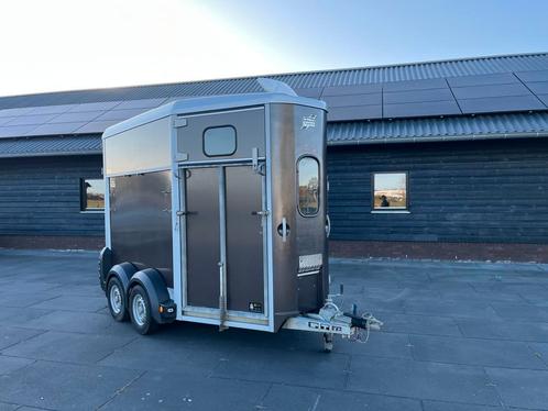 Ifor Williams 2-paards HB 506 met vooruitloop in goede staat, Dieren en Toebehoren, Paarden en Pony's | Trailers en Aanhangwagens
