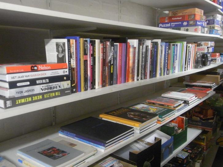 Gesigneerde Boeken - CDs - Fotos. e.a., Verzamelen, Film en Tv, Tv, Overige typen, Zo goed als nieuw, Verzenden