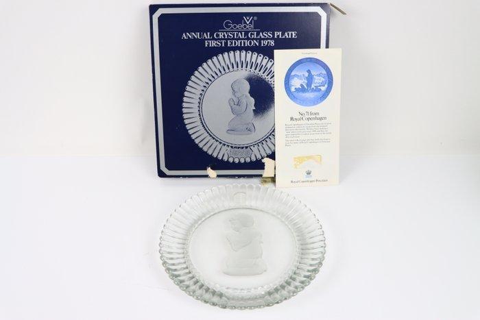 Goebel - Beeldje - Bord (No. 71 Royal Copenhagen) - Kristal, Antiek en Kunst, Curiosa en Brocante