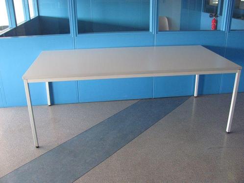 Grijze Tafel 120cm, 170cm en 200cm, Zakelijke goederen, Kantoor en Winkelinrichting | Kantoormeubilair en Inrichting, Gebruikt