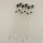 Set identieke geheel zilveren spiezen/satéprikkers -