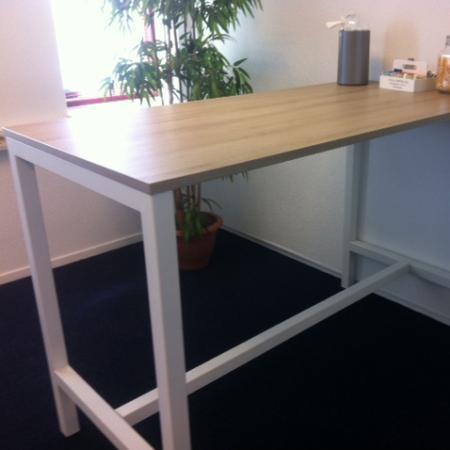 (MDK-104755) Kwadrant sta-tafel metaal nieuw, Huis en Inrichting, Bureaus, Nieuw, Ophalen of Verzenden