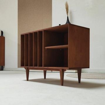 Løkie Furniture - Kast - Teak - Handgemaakte platen kast beschikbaar voor biedingen