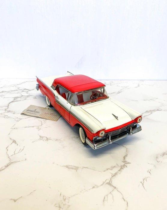 Franklin Mint 1:24 - Modelauto - FORD SKYLINER 1957, Hobby en Vrije tijd, Modelauto's | 1:5 tot 1:12