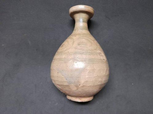 Fles - Yuan blauw en wit - Yunnan Yuxi oven, Antiek en Kunst, Antiek | Overige Antiek